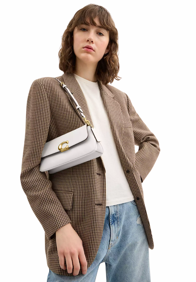 ( PREORDER ) Coach Jet Shoulder Bag In Brass Chalk CAM16