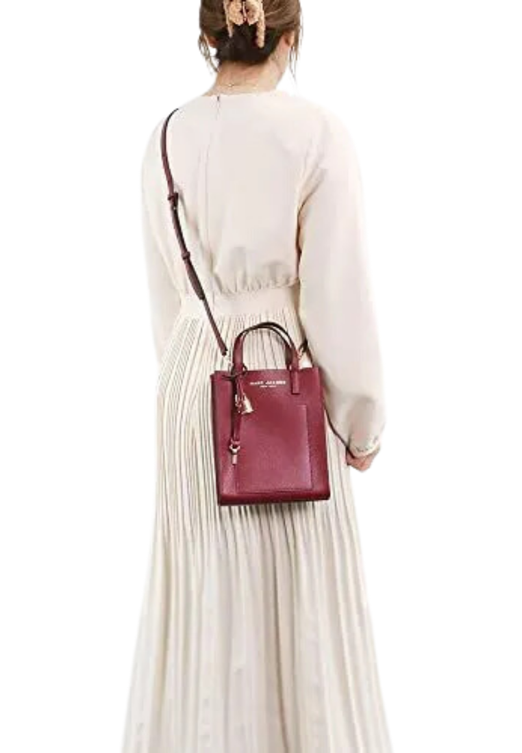 Marc Jacobs Micro Grind Tote Bag In Pomegranate H001L03FA22