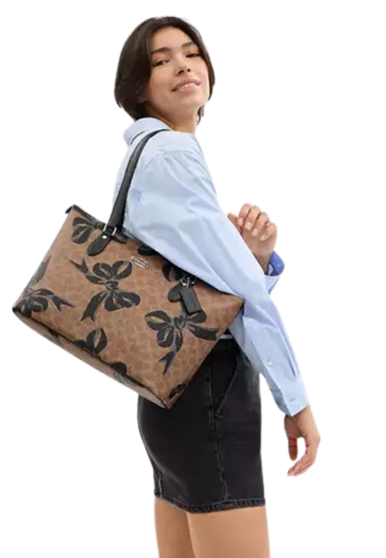 Coach Gallery Tote Bag With Bow Print In Tan Black Multi CZ174