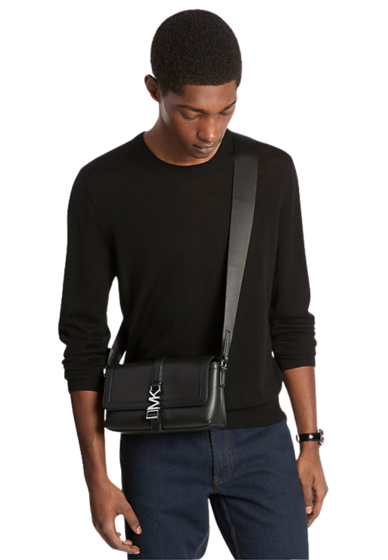 ( PREORDER ) Michael Kors Cyrus Small Pebbled Leather Crossbody bag In Black 37F5LCYM0L