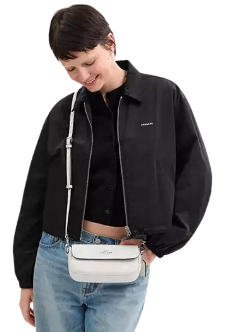 ( PREORDER ) Coach Hailey Flap Shoulder Bag In White Chalk CAN70