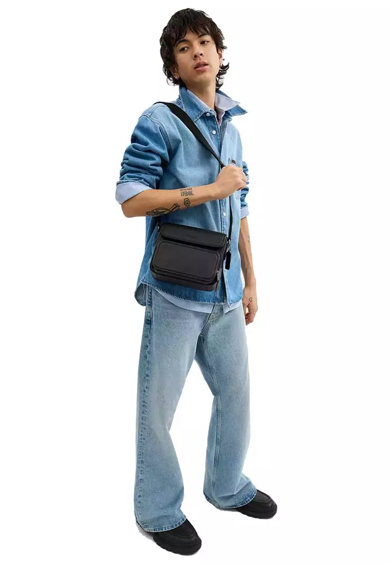 Coach Sullivan Flap Crossbody Bag In Black CY800