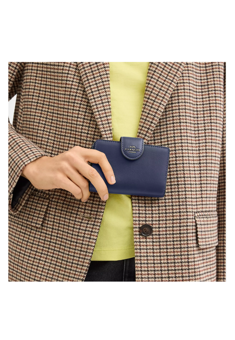 Coach Corner Zip Wallet Medium In True Navy CR791