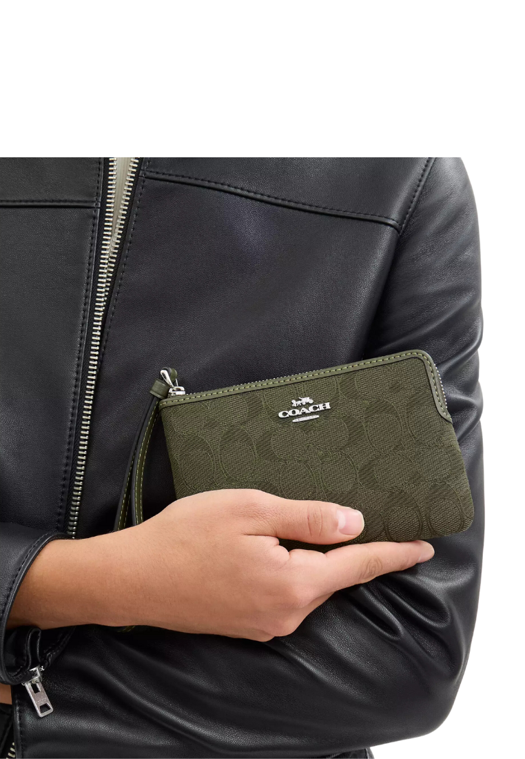 Coach Corner Zip Wristlet Signature Jacquard In Olive Drab CW862