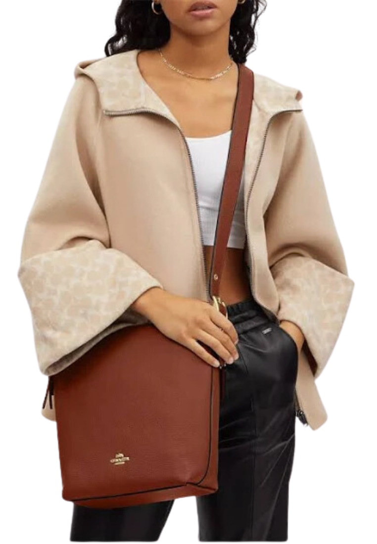 ( PREORDER ) Coach Val Duffle
Crossbody Bag In Redwood C2818