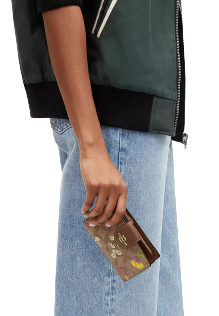 Coach Medium Corner Zip Wallet With Floral Print In Khaki Multi CR935
