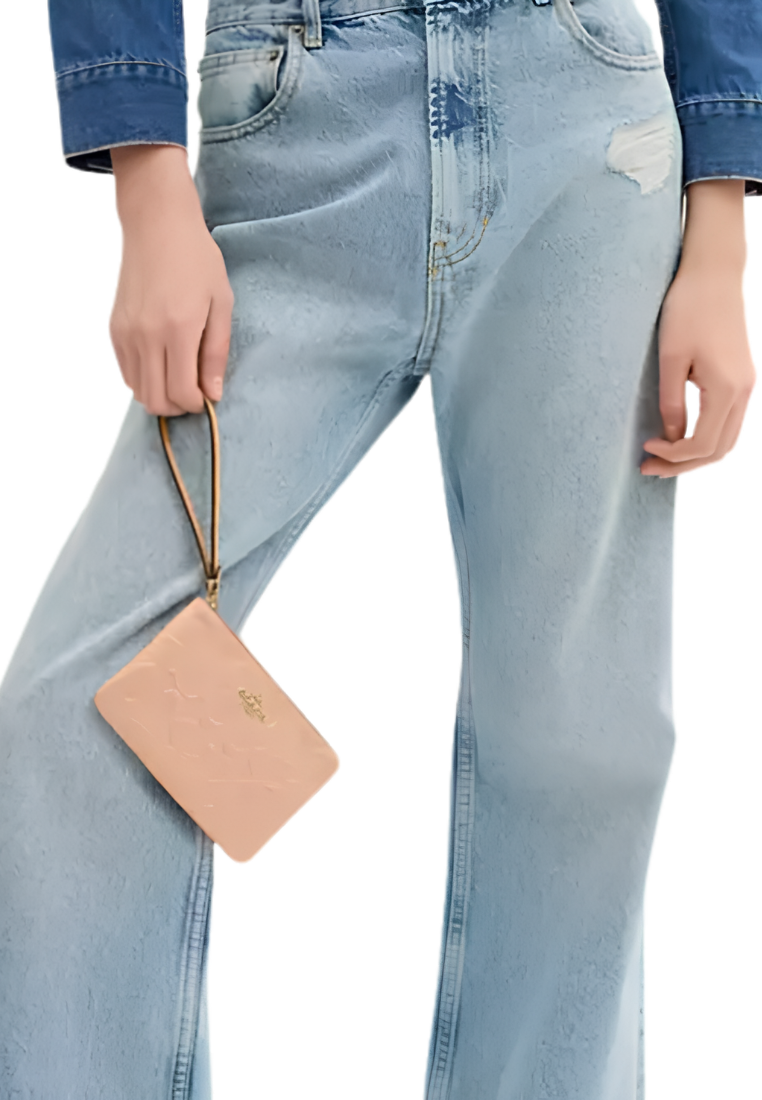 Coach Corner Zip Wristlet Signature Patent Leather In Faded Blush CEX36