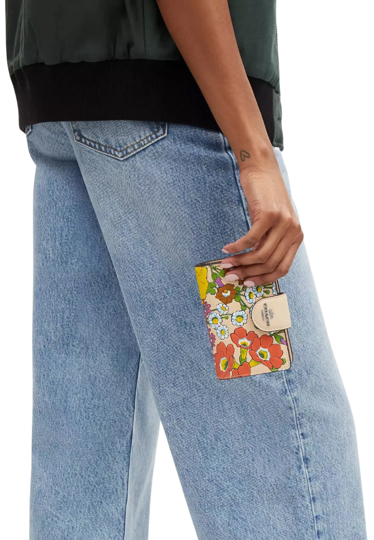 Coach Medium Corner Zip Wallet With Floral Print In Ivory Multi CR934