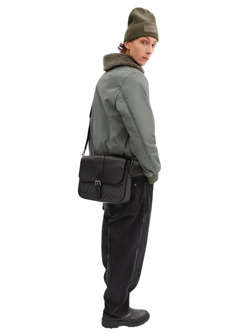 Coach Warner Messenger Bag Signature Canvas In Charcoal Black CW214