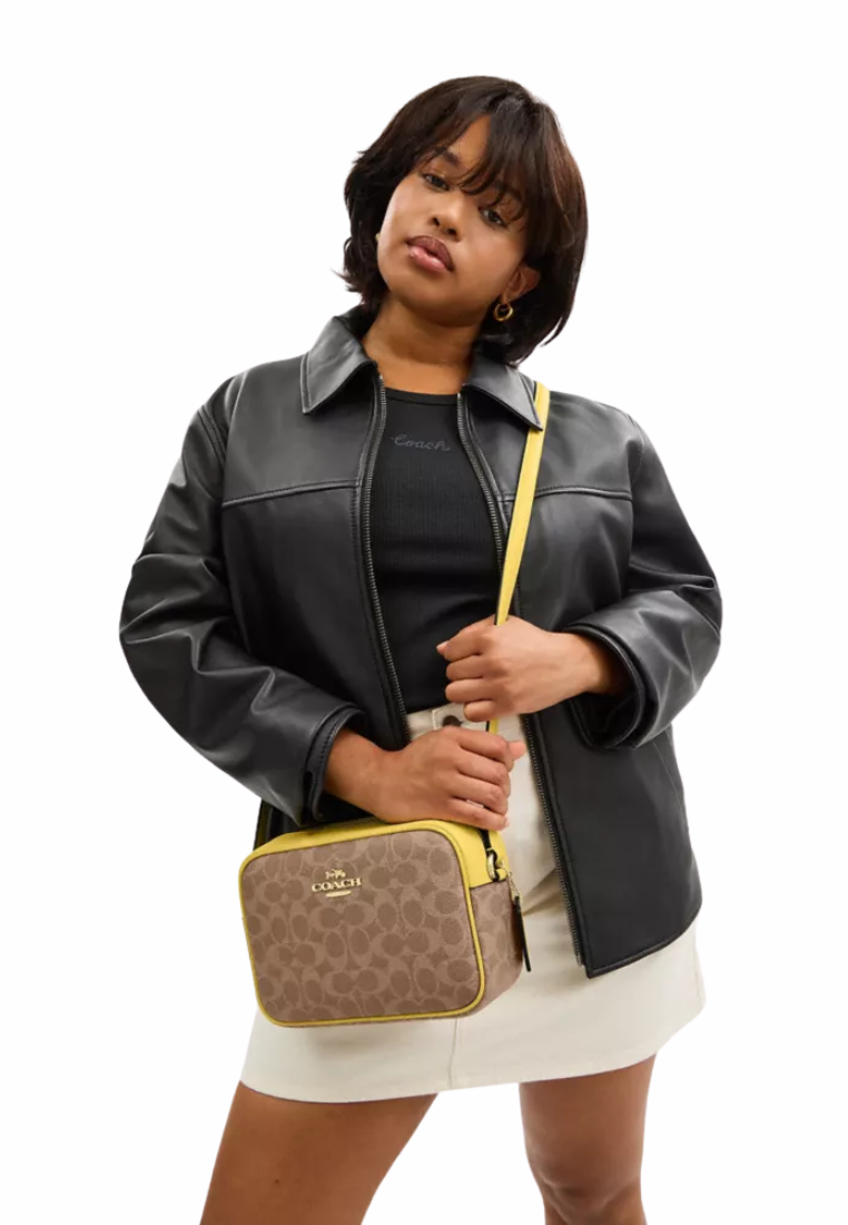 Coach Jamie Camera Bag Signature Canvas In Tan Yellow CZ186