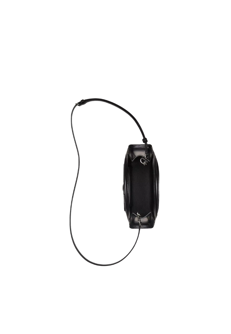 ( PREORDER ) Marc Jacobs The Glam Claw Clip Crossbody Bag In Black 2P5HCR010H02