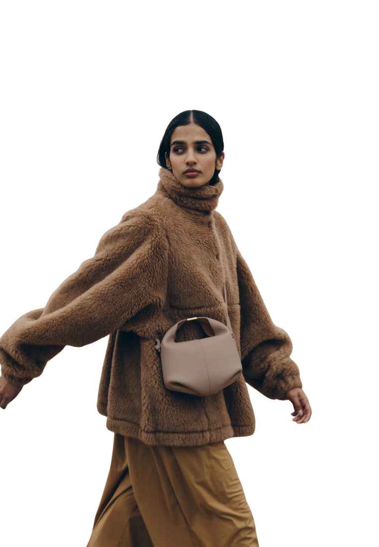 ( PREORDER ) Polene Beri Crossbody Bag In Taupe
