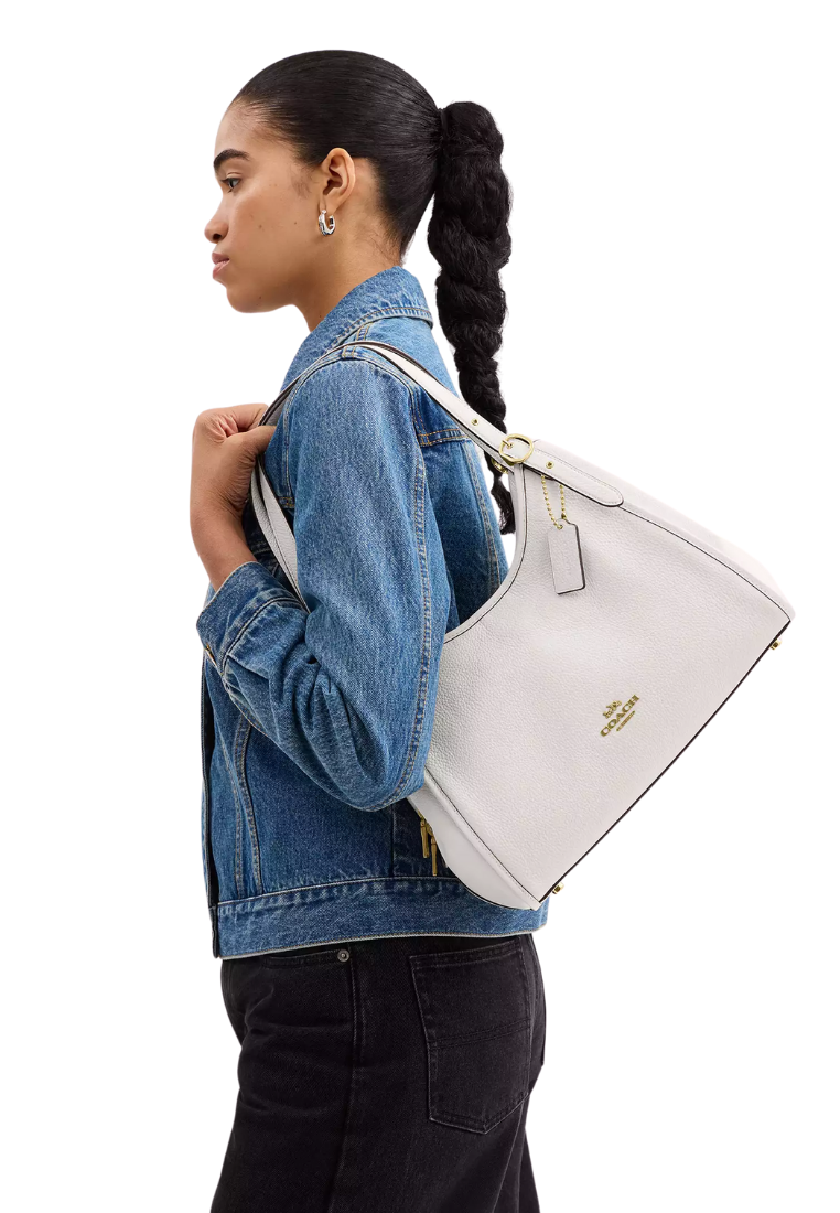 ( PREORDER ) Coach Erin Shoulder Bag In Gold Chalk CAQ86