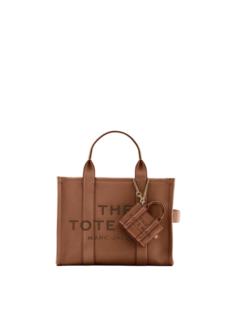 ( PREORDER ) Marc Jacobs The NanoTote Bag Charm Charm In Argan Oil 2F3SCP005S07