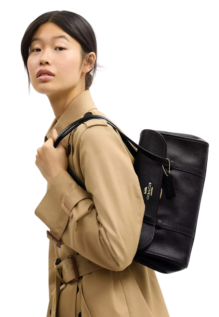 ( PREORDER ) Coach Bridget Flap Shoulder Bag In Gold Black CDB04