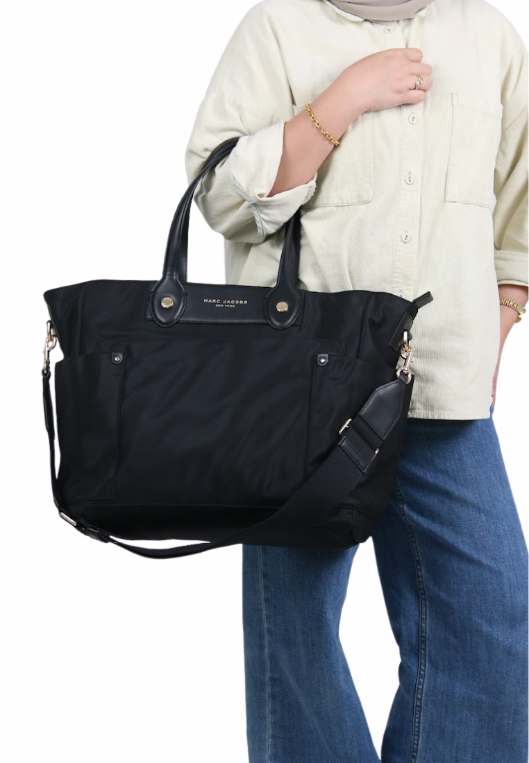Marc Jacobs Preppy Nylon Large Baby Diaper Tote Bag In Black 4P5HTT065H02