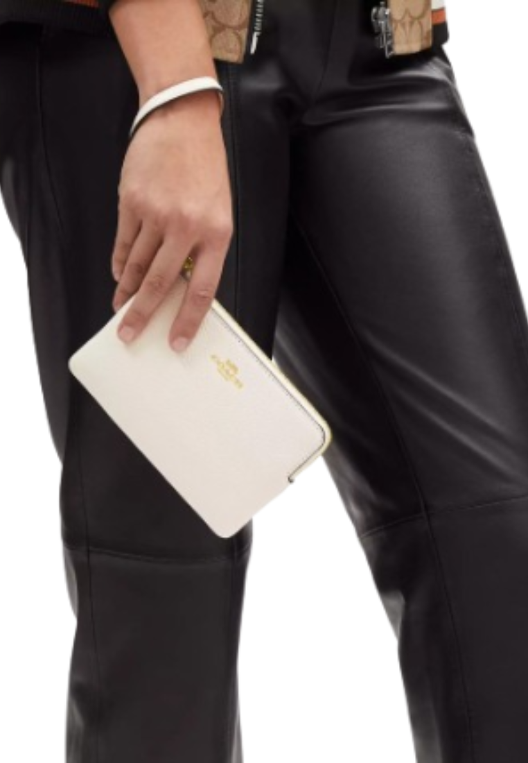 Coach Corner Zip Wristlet In Chalk CV396