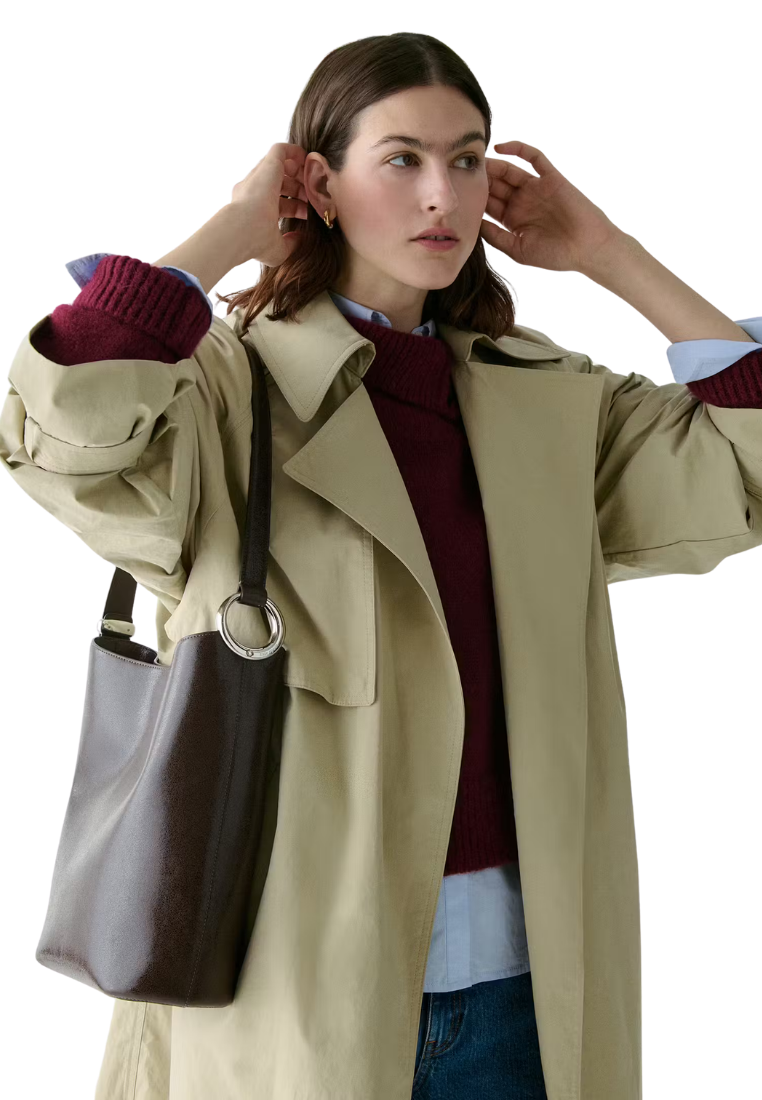 ( PREORDER ) Kate Spade Halo Glazed Leather Bucket Bag In Hot Fudge KM255
