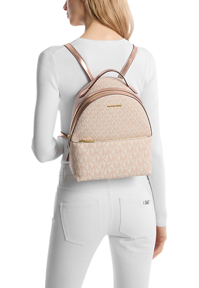( PREORDER ) Michael Kors Sheila Medium Two-Tone Signature Logo Backpack In Rose Gold 35F4G6HB6M