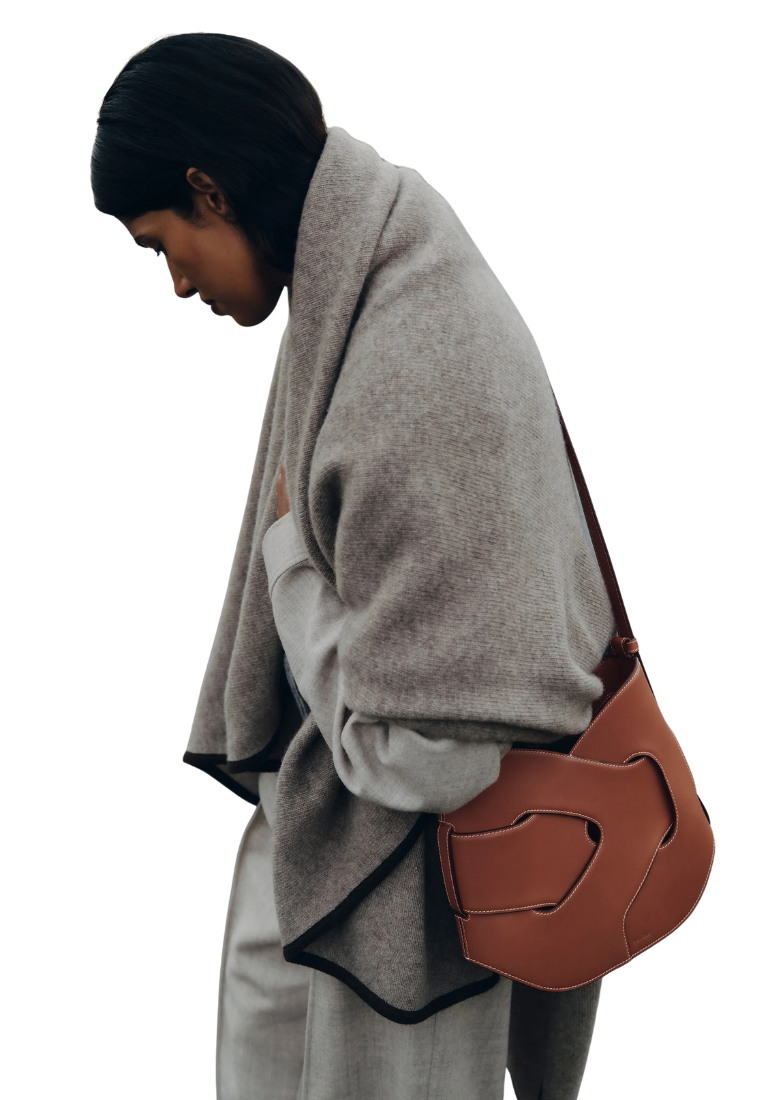 ( PREORDER ) Polene Nodde Hobo Shoulder Bag In Smooth Cognac