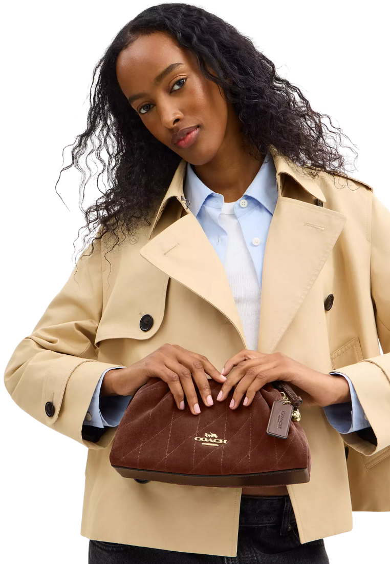 ( PREORDER ) Coach Faye With Quilting Shoulder Bag In Suede Gold CCZ55
