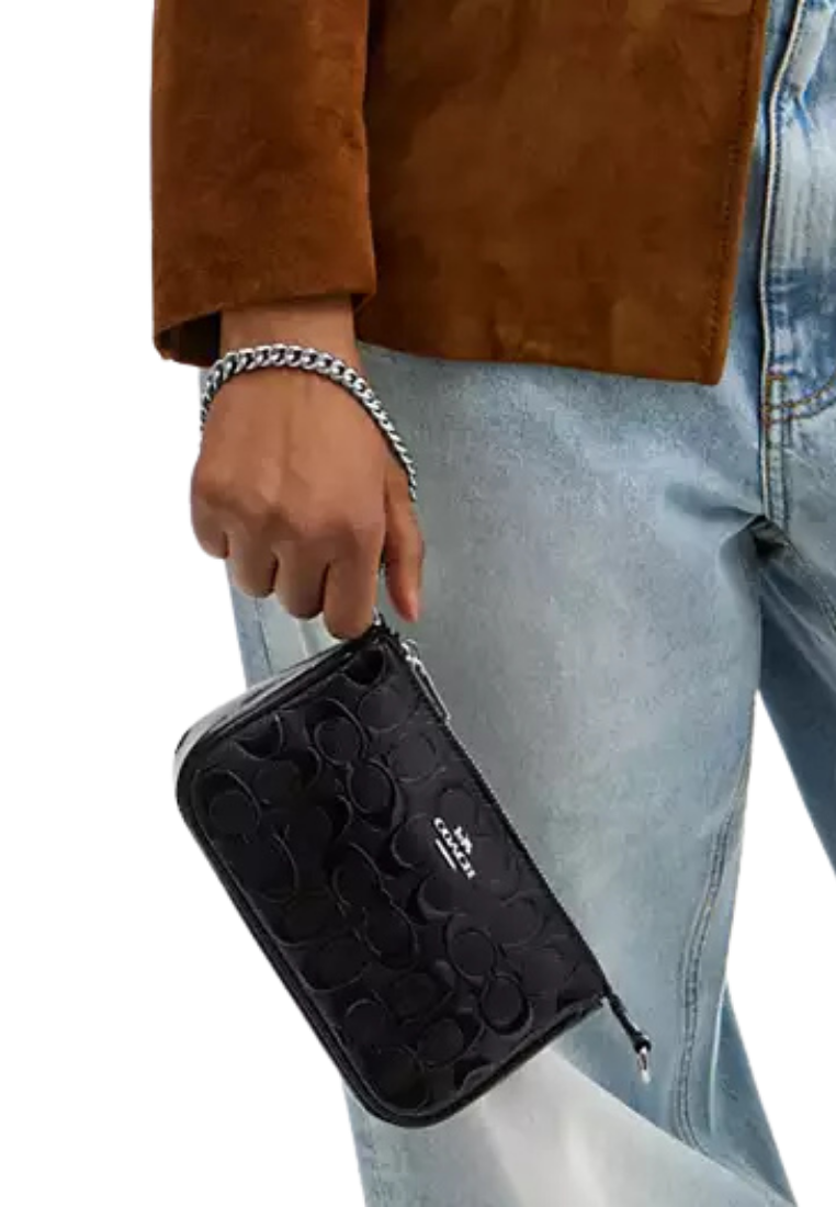 Coach Nolita 19 HandBag In Signature Leather With Heart Charm In Black CDY97