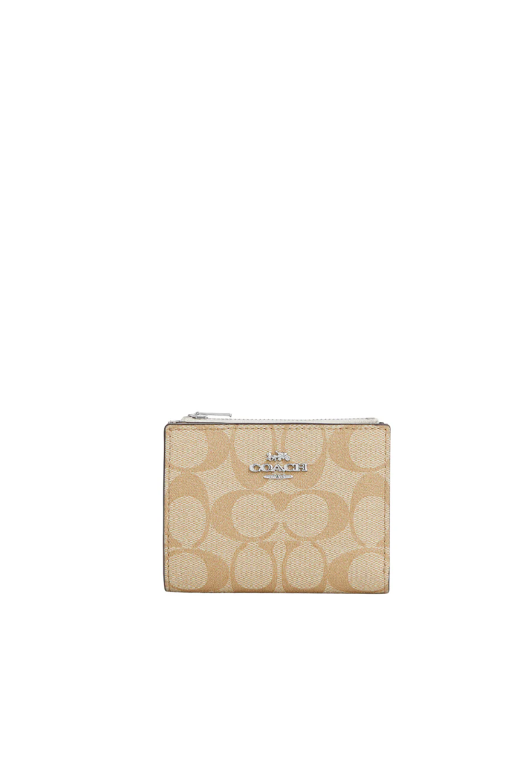 Coach Bifold Wallet Signature Canvas In Light Khaki Chalk CM852