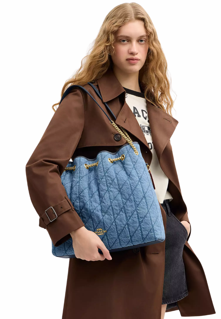 ( PREORDER ) Coach Evelyn Large In Regenerative Cotton With Quilting Shoulder Bag In Gold Indigo CDC01