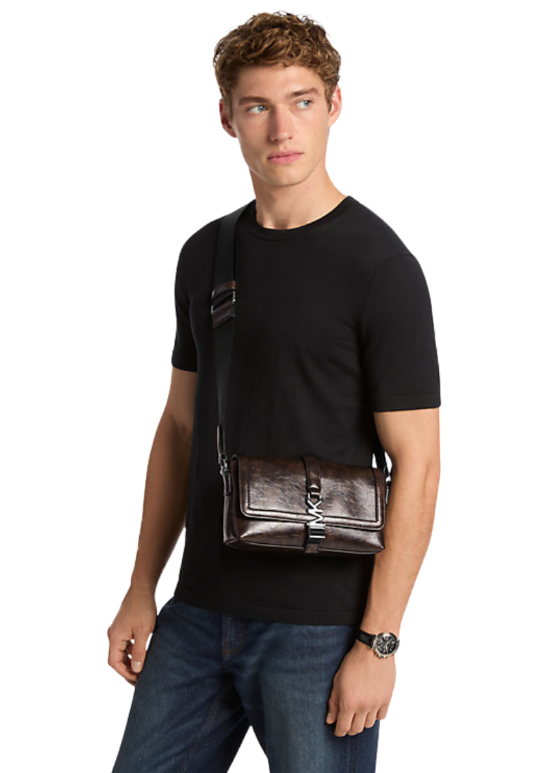 ( PREORDER ) Michael Kors Cyrus Small Distressed Crossbody bag In Chocolate 37F5SCYM0Y