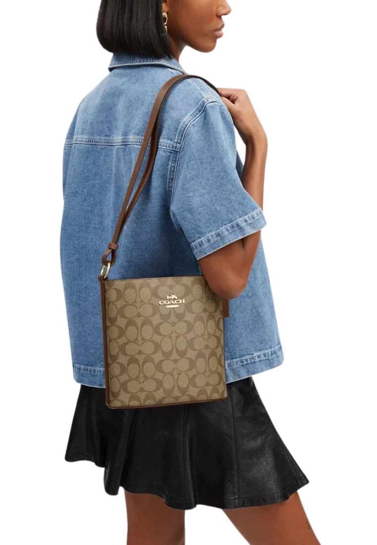 Coach Sophie Bucket Bag In Signature Canvas In Khaki Saddle CR154