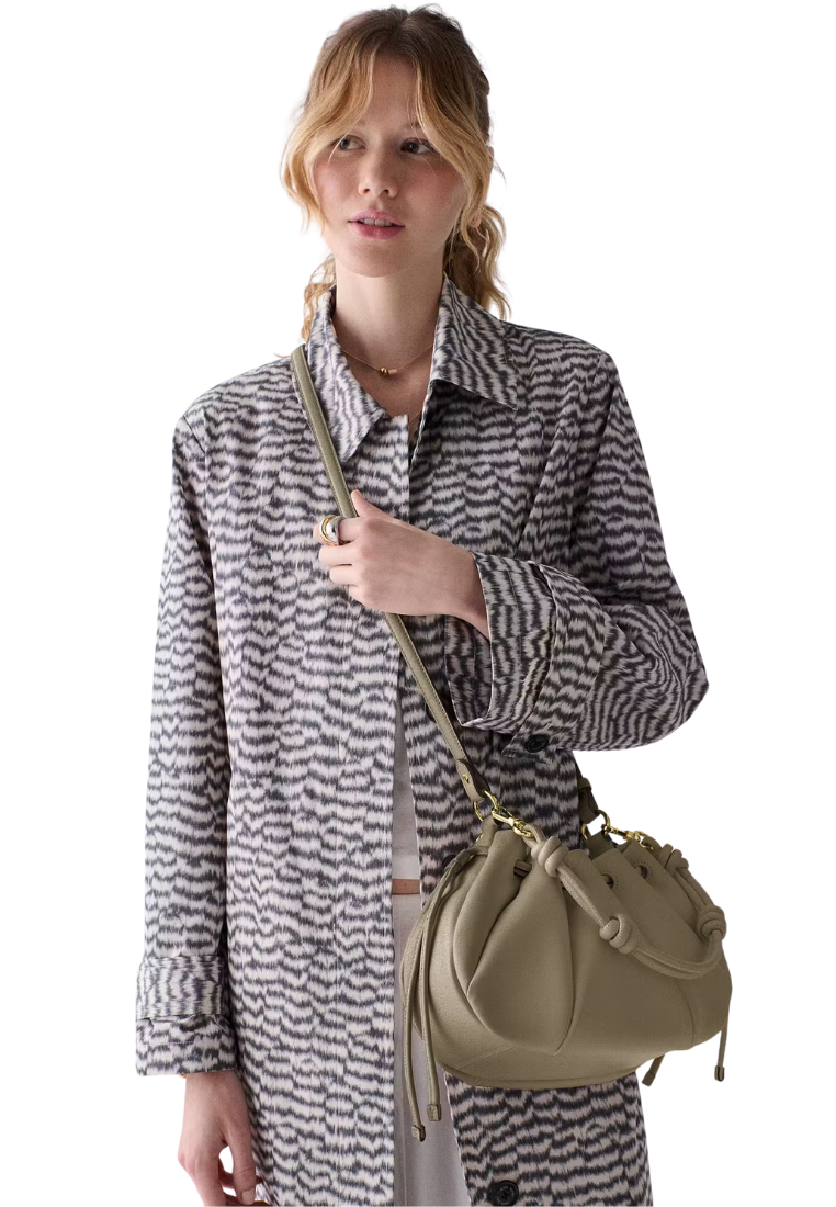 ( PREORDER ) Kate Spade Pinch Crossbody Bag In Oyster Shell KN640