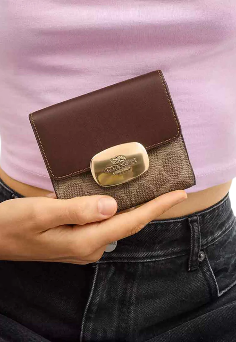 Coach Eliza Small Signature Canvas Wallet In Tan Brown CW801