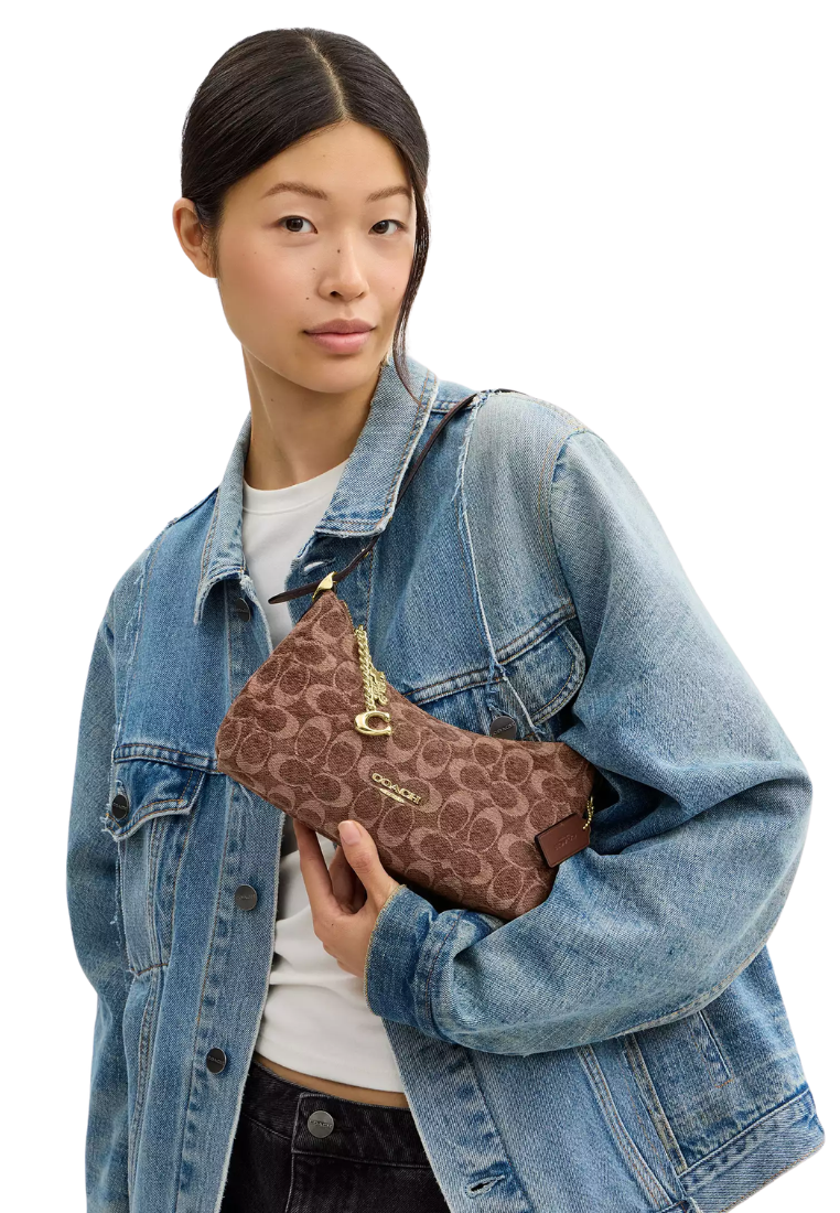 ( PREORDER ) Coach Emeilia Signature Chenille Shoulder Bag In Vintage Brown CFN74