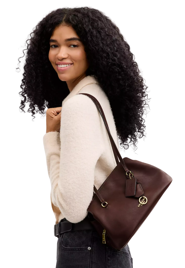 ( PREORDER ) Coach Elise Shoulder Bag In Maple CFP35