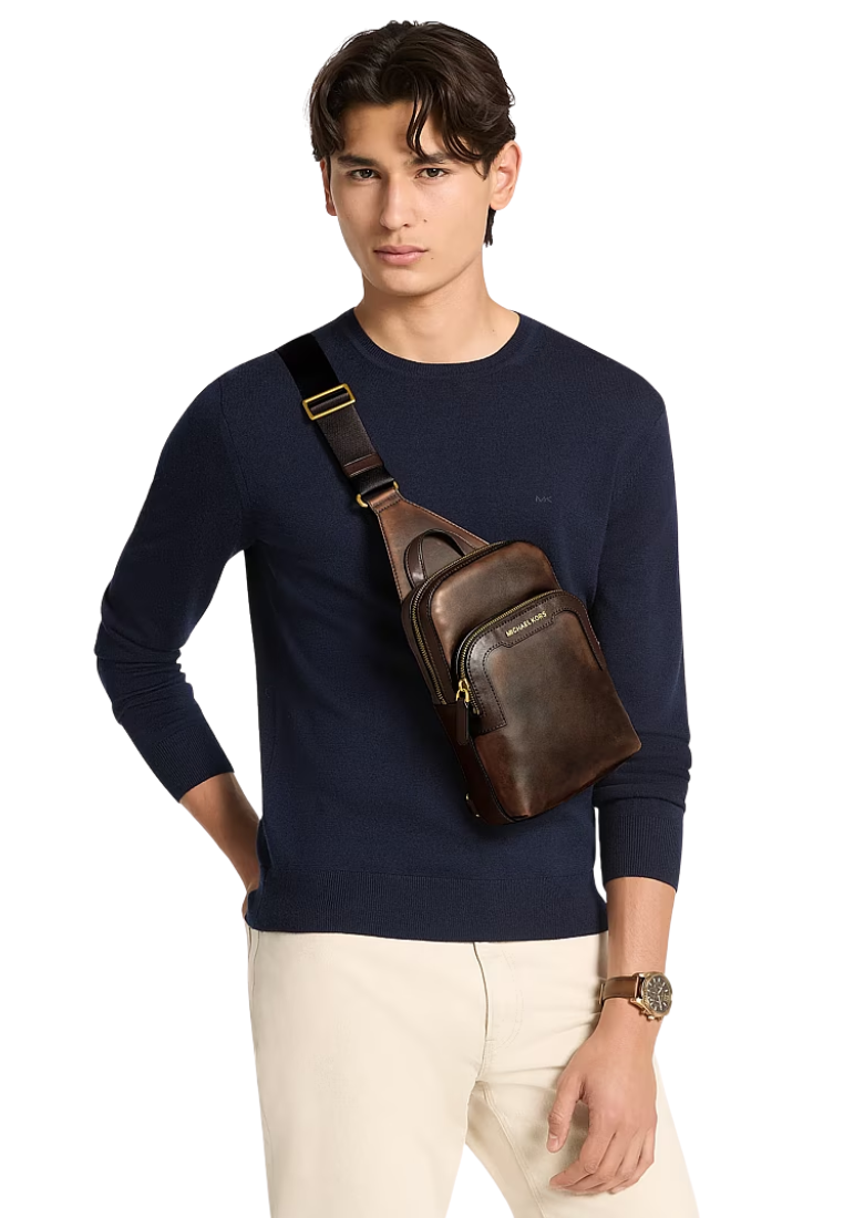 ( PREORDER ) Michael Kors Hudson Burnished Leather Sling Bag In Chocolate 33F6GHDC8L