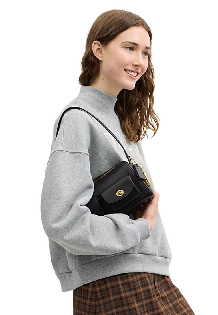( PREORDER ) Coach Turnlock Haversack 27 Shoulder Bag In Black CFR53