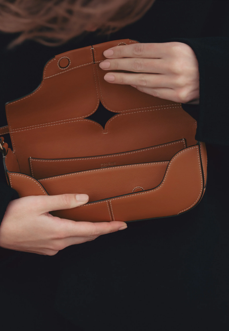 ( PREORDER ) Polene Osmo Shoulder Bag In Smooth Cognac