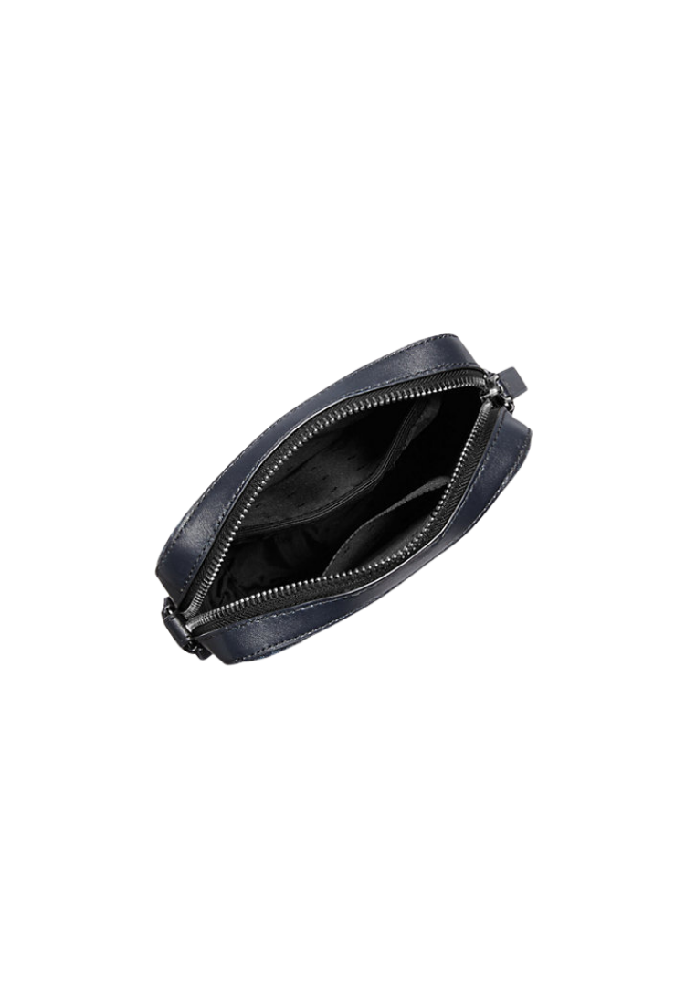 ( PREORDER ) Michael Kors Henry Logo Flight Bag In Admiral Pale Blue 33F9LHYC6U