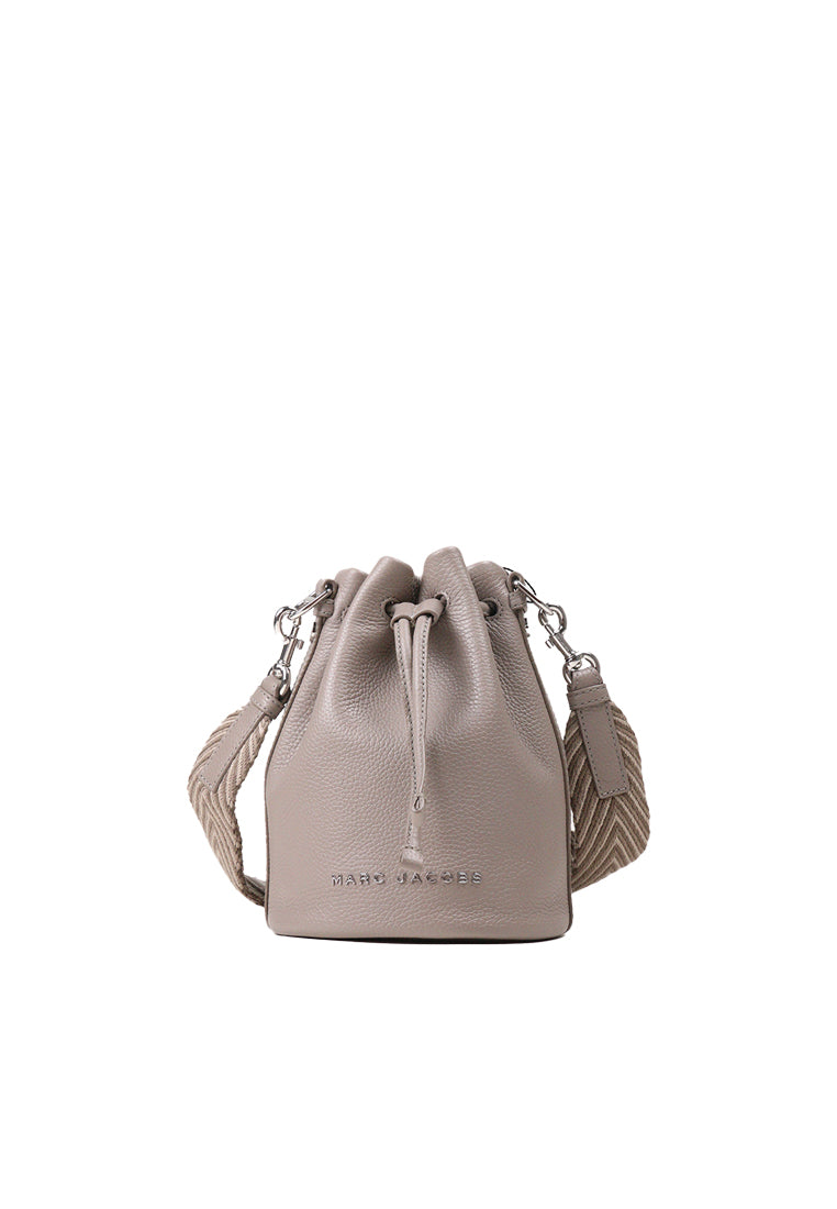 Marc Jacobs The Groove Webbing Bucket Bag In Concrete 4R3HCR013H02