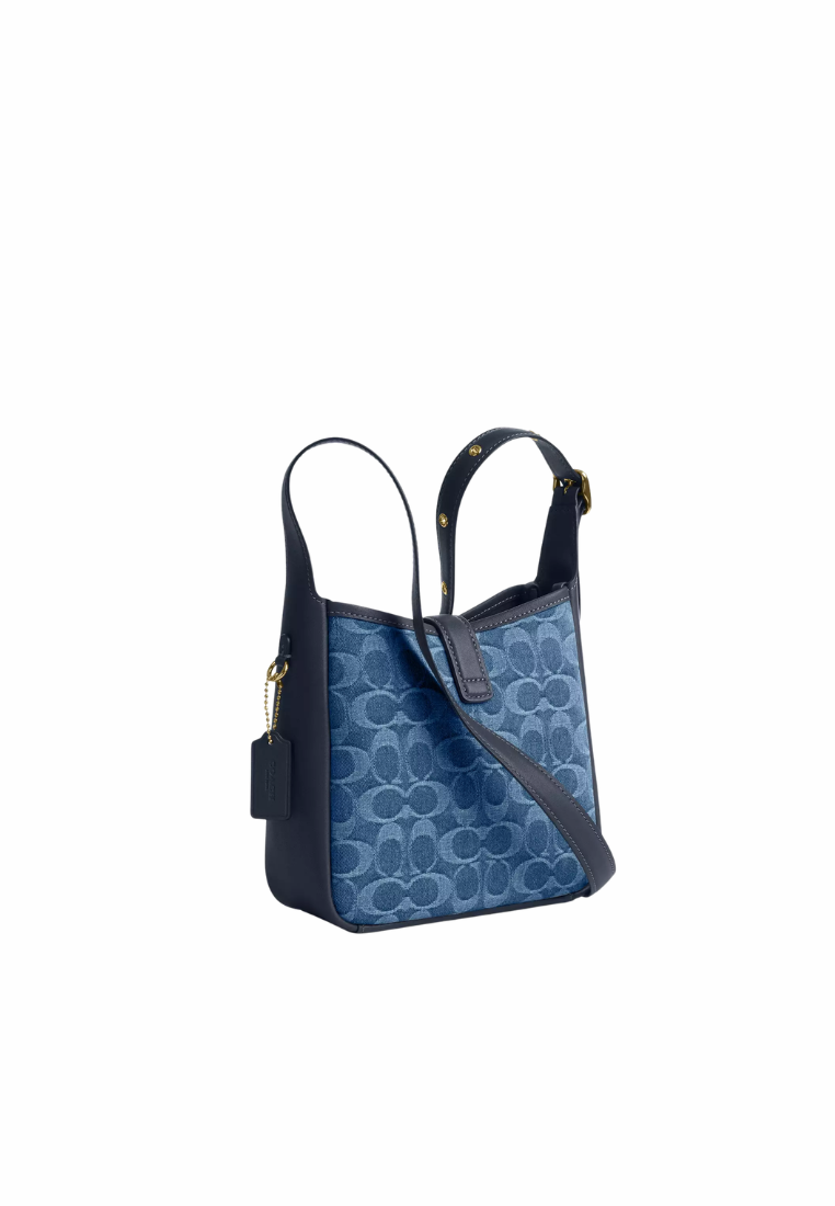 ( PREORDER ) Coach Hadley Mini In Signature Denim Crossbody Bag In Gold Indigo CCZ44