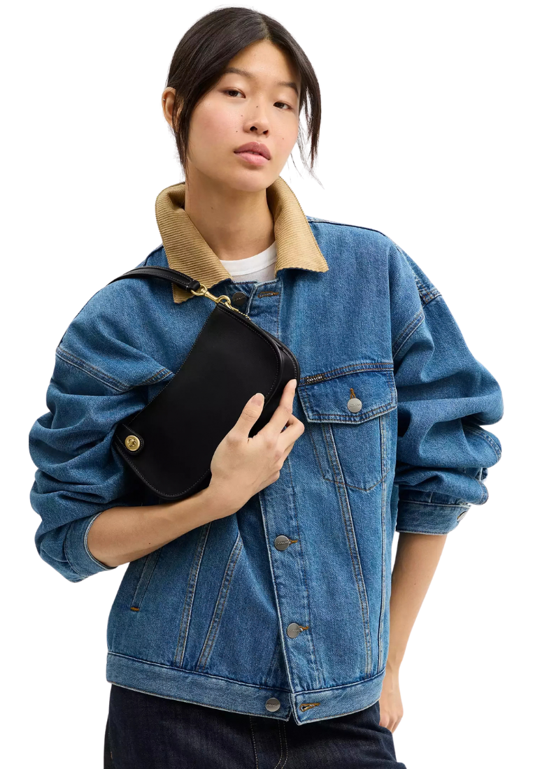 ( PREORDER ) Coach Swinger Shoulder Bag In Black C0638