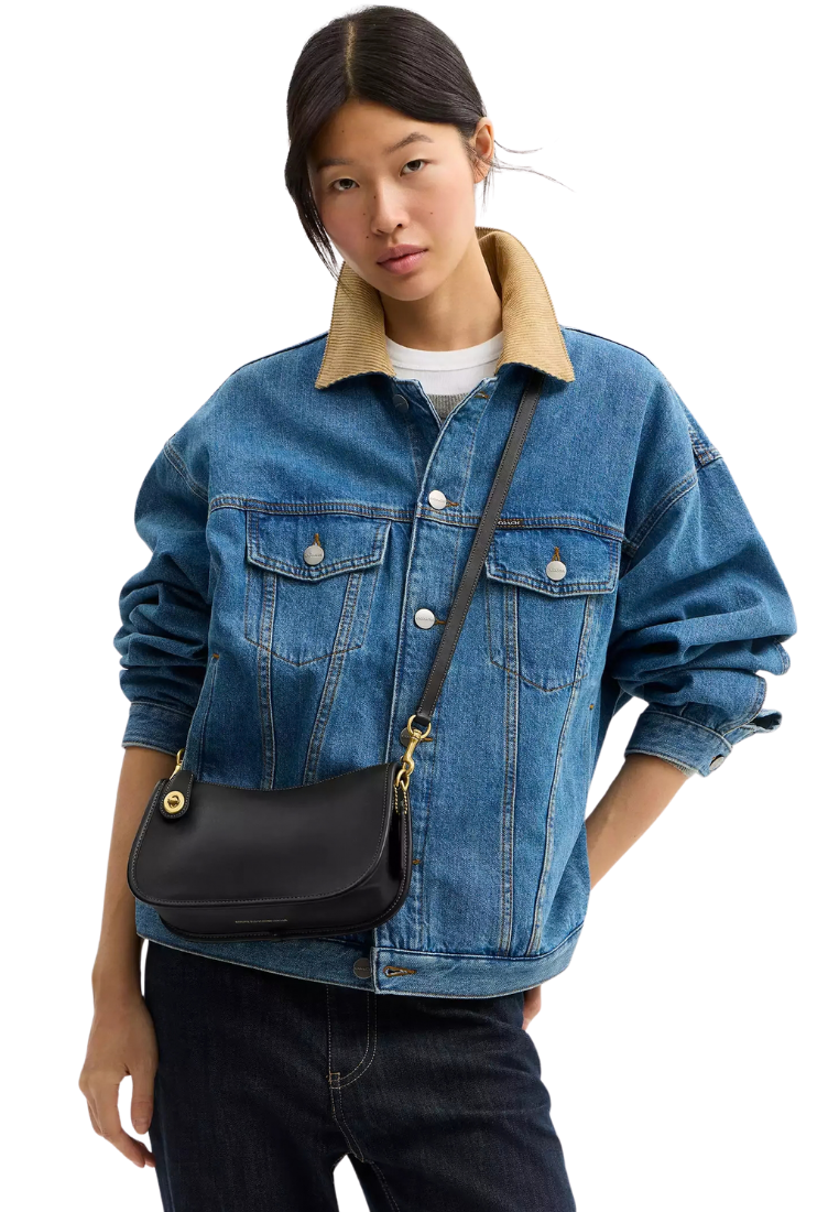 ( PREORDER ) Coach Swinger Shoulder Bag In Black C0638