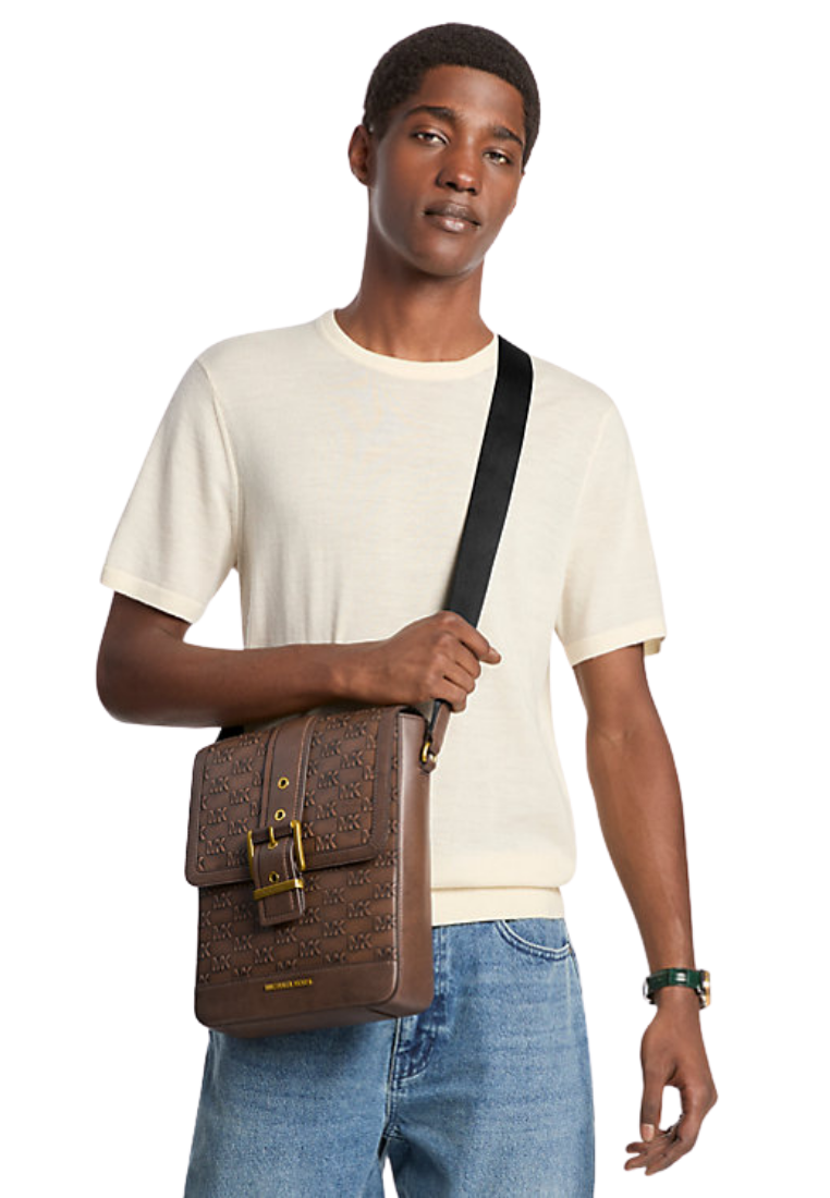 ( PREORDER ) Michael Kors Colby Logo Embossed Burnished Leather Messenger bag In Chocolate 33F5GBAL6L